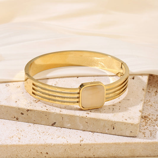 Agate Stone Gold Bracelet