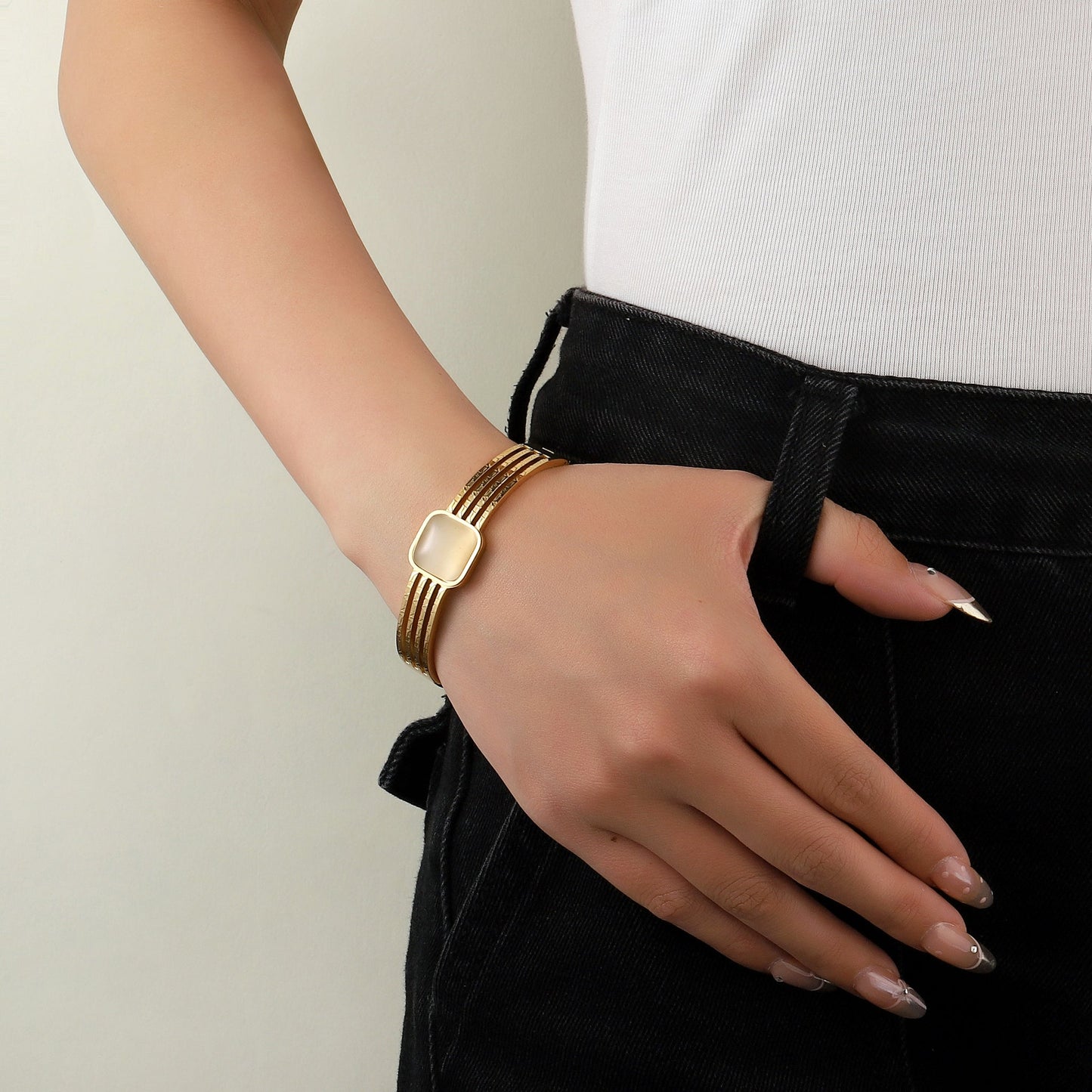 Agate Stone Gold Bracelet