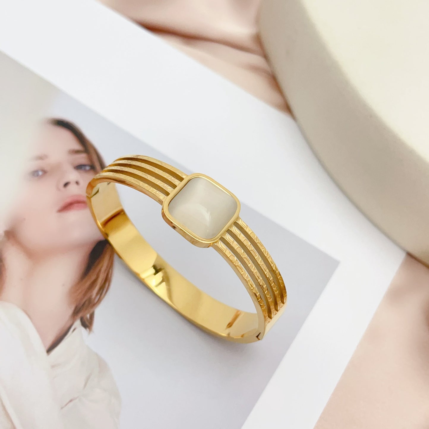 Agate Stone Gold Bracelet